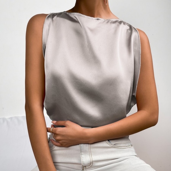 Boho silver Grey Cut out Back Satin Crop Top - Picture 6 of 12